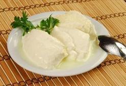 Yoğurdun suyunu dökmeyin!