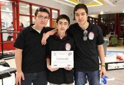 Türk öğrencileri robot yaptı