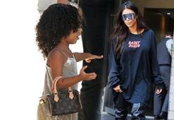 North West, annesi Kim Kardashian’ın izinde