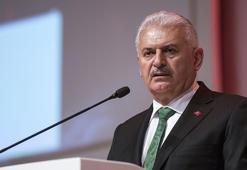 Başbakan Binali Yıldırım: Siyasette daha fazla kadın olmalı