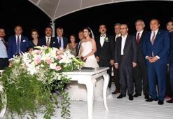 Çukurova Belediye Başkanı Soner Çetin kendi kızının nikahını kıydı