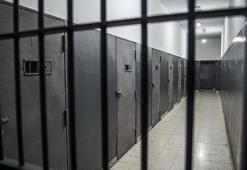 İsrail hapishanelerinde 300 Filistinli çocuk bulunuyor