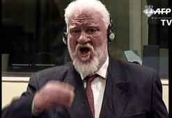 Eski Hırvat General Praljak duruşma sırasında zehir içti, öldü