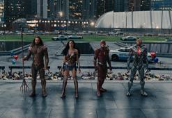 'Adalet Birliği': Işık hızıyla gelip geçen süper kahramanlar