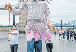 Küçük bir kız ve umut