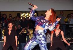 Kemer’de gece kulüpleri sezona 'merhaba' dedi
