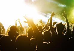 Plajda 1 gün 1 gece partiye hazır mısınız?