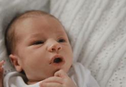 Bebeklerde pamukçuk neden olur?