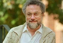 Efsane radyocu Adrian Cronauer hayatını kaybetti