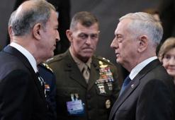 Bakan Akar'dan önemli görüşmeler!