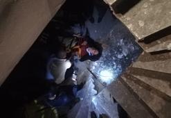 Balıkesir'de asansör boşluğuna düşen kadını itfaiye kurtardı