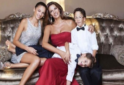 Özlem Kaymaz oğlu Daniel'i tedavi için Antalya'ya götürdü