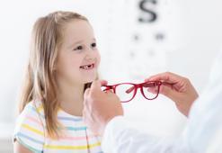 Çocuklarda görülen miyop için önemli uyarı: Eğer numara çok yüksek değilse...