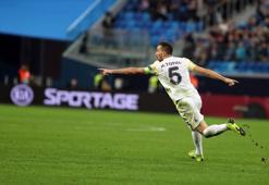 Valencia Kulübü'nden Mehmet Topal'a büyük onur