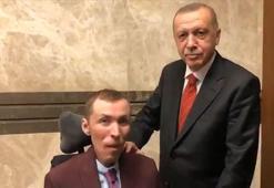Cumhurbaşkanı Erdoğan, DMD hastası gençle görüştü