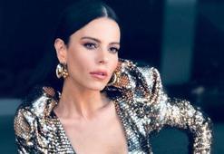 Simge Sağın'dan bikinili poz