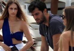 Mahmut Kırmızıgül sevgilisiyle Çeşme'de