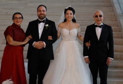 Mazhar Alanson oğlunu evlendirdi