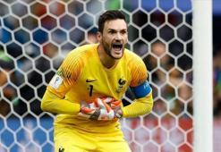 Tecrübeli milli kaleci Lloris en az 3 ay yok