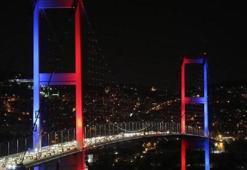 Çift katlı otobüslere fırtına engeli