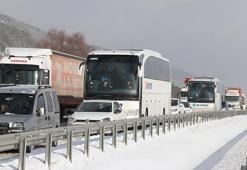 Zincirleme kazada 8 kilometrelik kuyruk