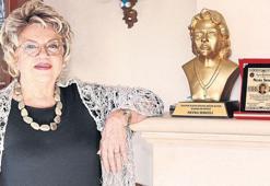 Nevra Serezli: Yaşlandığımı sadece aynaların önünden geçerken anlıyorum