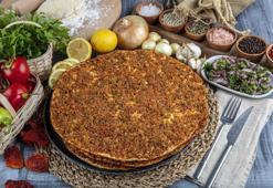 Evde lahmacun tarifi: Evde lahmacun nasıl yapılır?