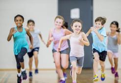 Düzenli spor hayatı olan çocuklar daha başarılı