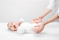 Pediatrik rehabilitasyon nedir? Bebekte ay ay dikkat edilmesi gerekenler nelerdir?