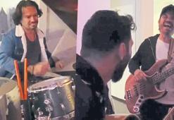 Hem çaldılar hem de hasret giderdiler
