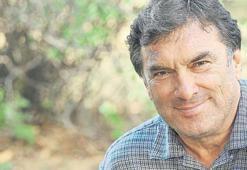 Tarık Tarcan: Gençken o kadar çok yaşadım ki cinsellikten bıktım. Artık her yerim nasır tuttu, yüreğim dahil