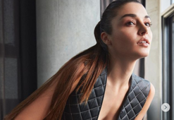 Hande Erçel, Top Beauty World 2020'nin listesinde dünyanın en güzel kadını seçildi
