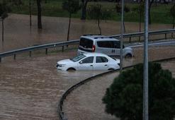 İzmir sel felaketinin ardından yaralarını sarıyor