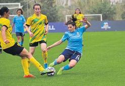 Futbol sadece bir erkek oyunu değildir