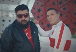 A Milli Futbol Takımı'nın EURO 2020 şarkısı Mustafa Sandal'dan