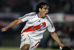 Falcao'nun eski dostundan itiraf! 'Gelmek istiyor ama para...'