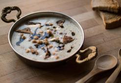 Yuvalama çorbası tarifi ve yapılışı: Yuvalama çorbası nasıl yapılır?