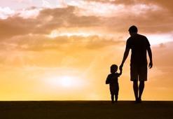 ÖLMÜŞ BABAYA BAYRAM MESAJLARI 2024: Babasını kaybedenlere, şehit babalara en duygusal resimli bayram mesajları