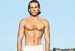 Brad Pitt'inki gibi bir kariyerim olmasını istiyorum