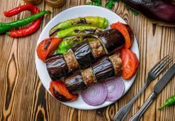 Patlıcan kebabı nasıl yapılır? MasterChef 8 Ağustos 2021 Patlıcan kebabı tarifi, yapılışı, malzemeler ve püf noktası
