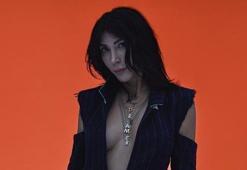 Hande Yener, transparan elbisesiyle dikkat çekti