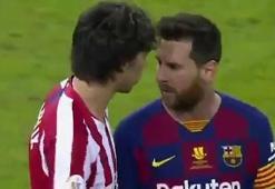 Lionel Messi ile Joao Felix kafa kafaya geldi