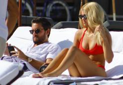 Scott ve Sofia'nın aşkı para basıyor