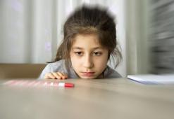 Çocuklarda da demans görülebilir: Belirtileri ve tedavi yöntemleri