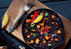 Beyaz pirinç sofradan kalkıyor, yerine siyahı geliyor