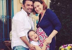 Ceyda Düvenci'den mutlu aile pozu