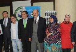 Ödülü kendinden büyük