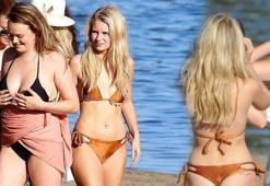 Lottie Moss yeni dövmesini bakın neresine yaptırdı!