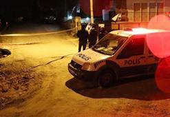 Ecel, onu sokak ortasında yakaladı