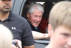 Clinton için çember daralıyor
